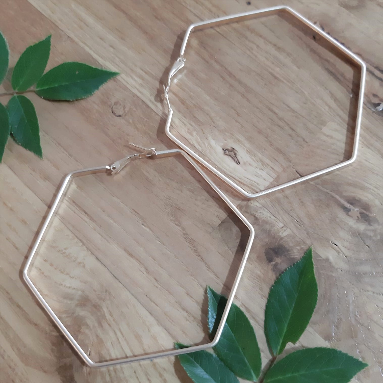 ���� ����� ����� ����