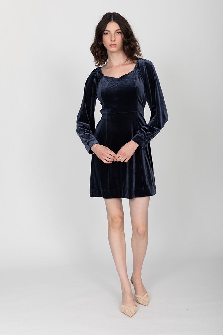 ���� ���