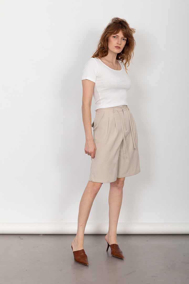 ���� ����