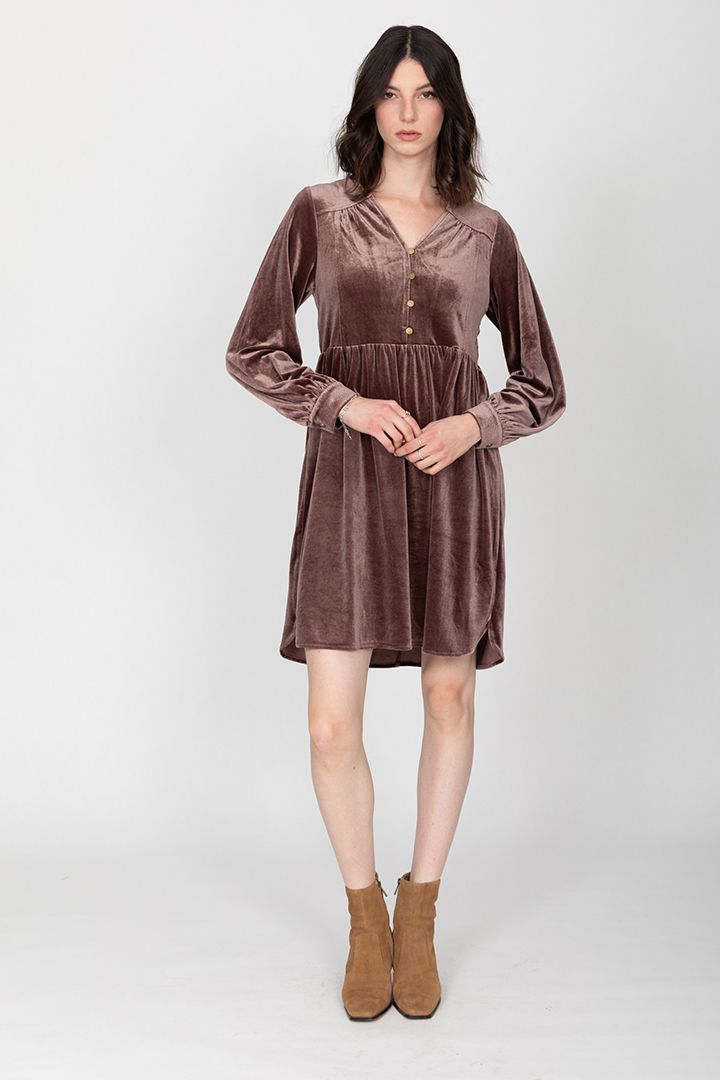 ���� ���