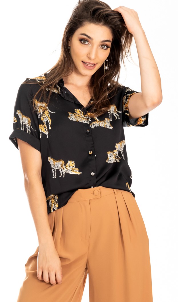 ����� ����