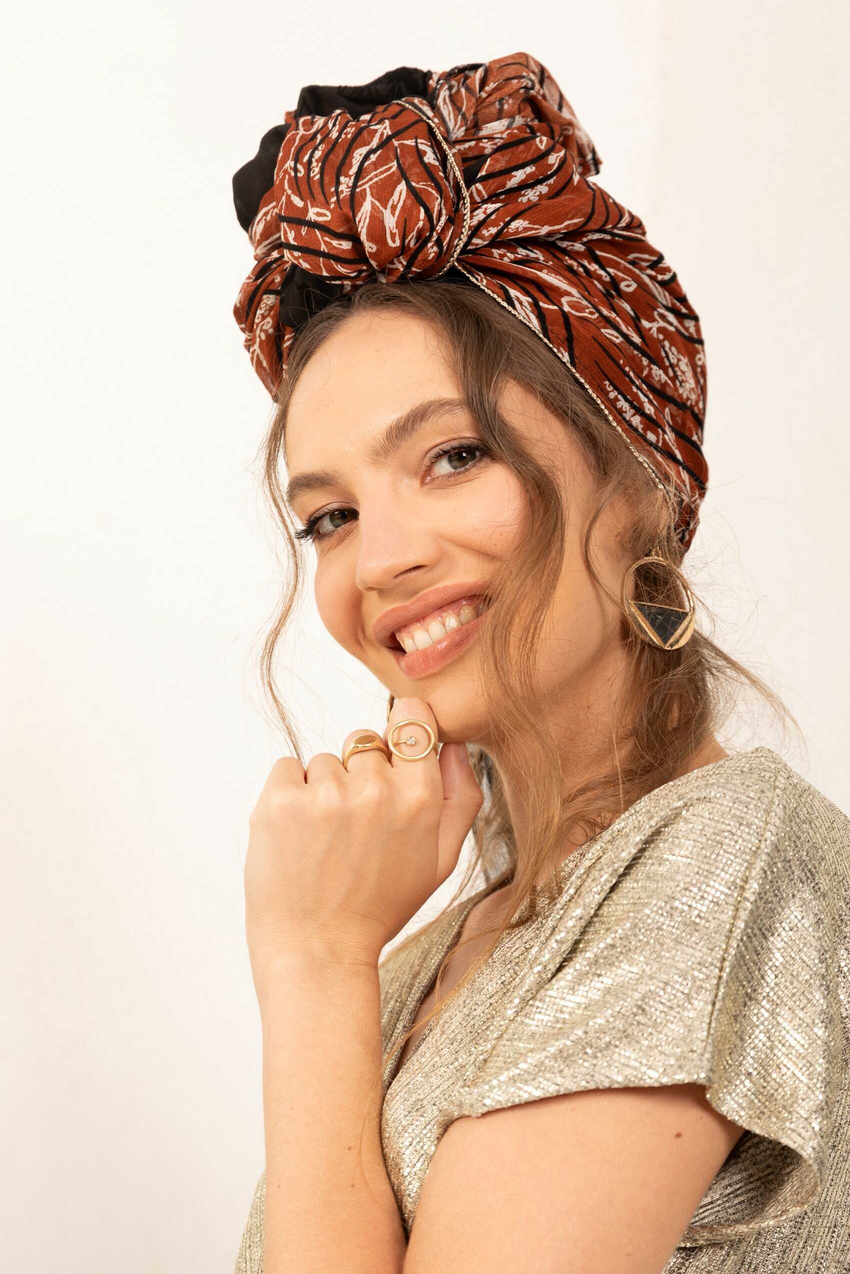 ���� ���