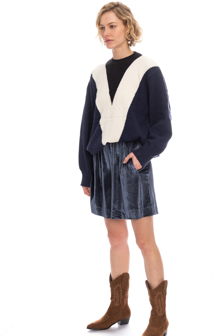 ���� ����