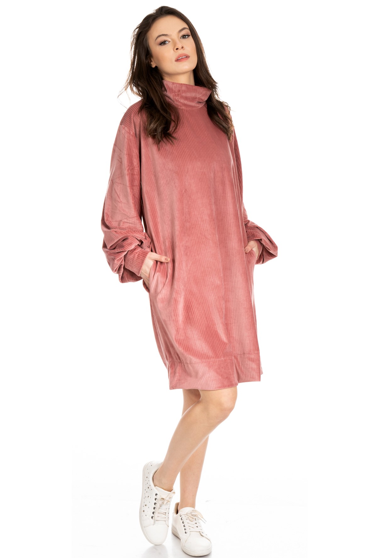 ���� ���